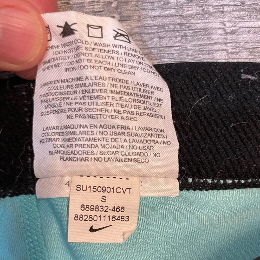 Nike Pro Turquoise Geometric Pattern Running Yoga… - image 4